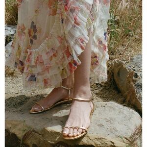 Brand New DOEN Sartene Sandal gold foil size 39